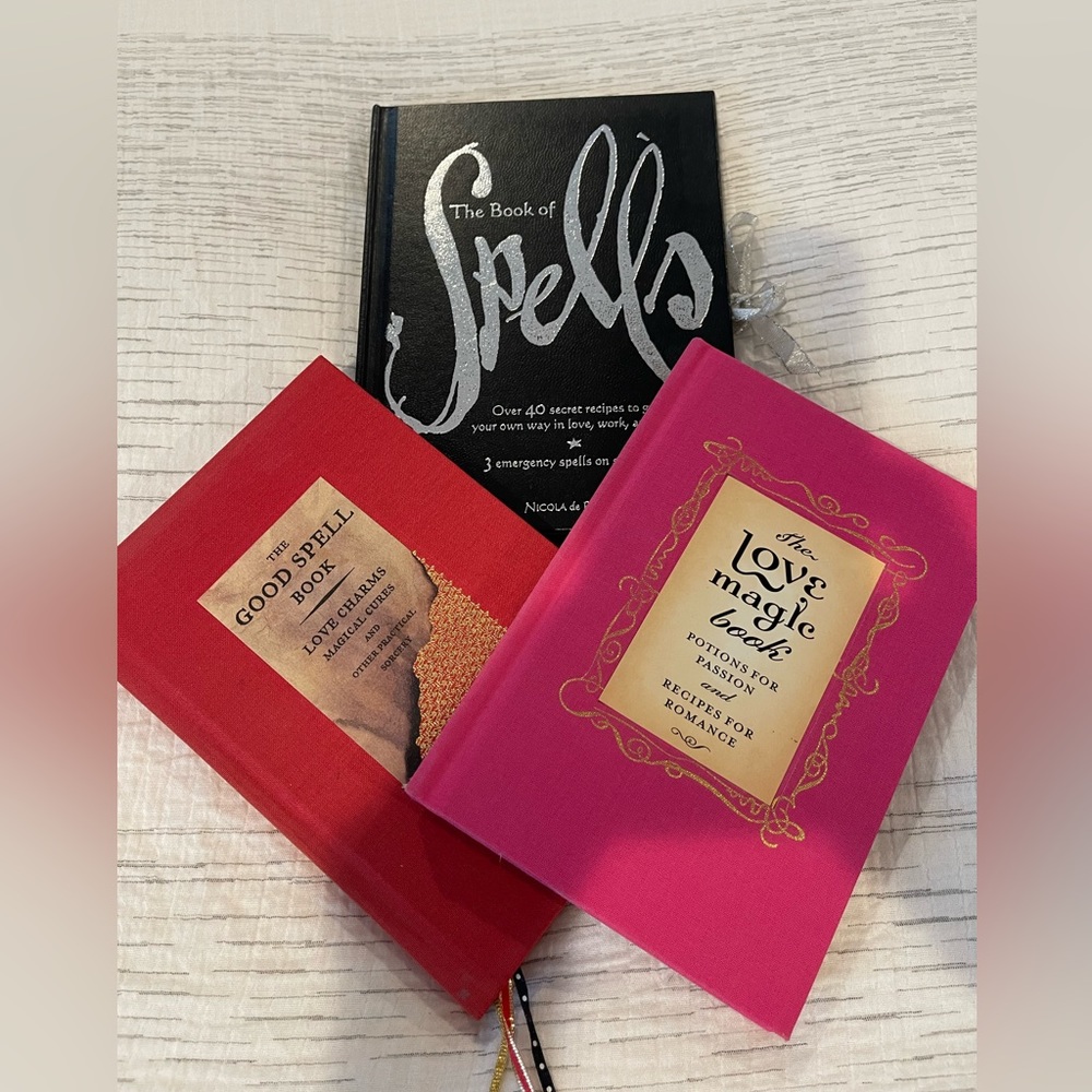 BRAND NEW SET OF 3 LOVE SPELL BOOKS